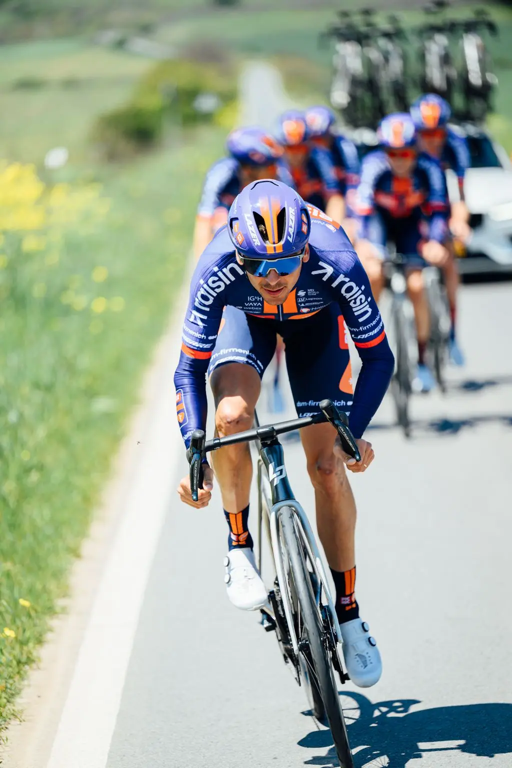Giro Warren Barguil.jpeg Un coureur de l'équipe Picnic PostNL sur la route