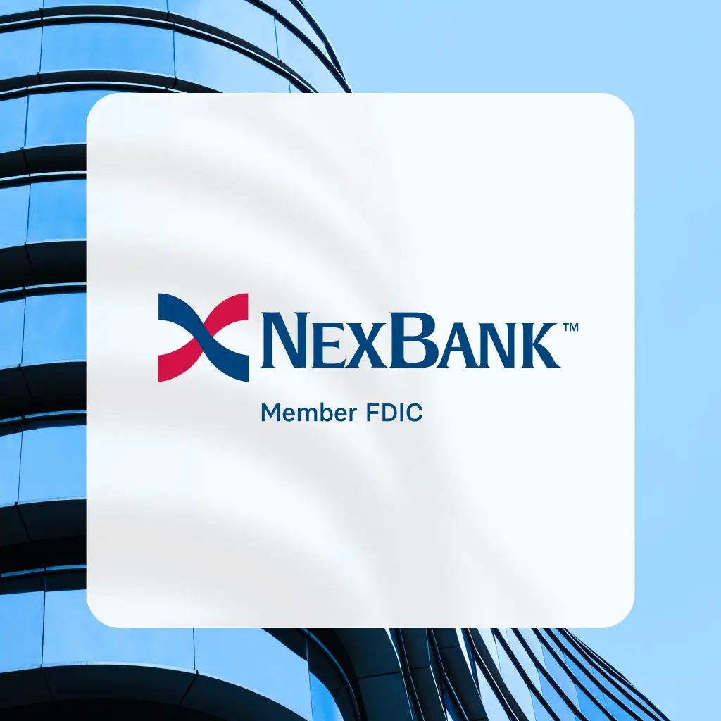 nexbank-about-bonus.png happy family on beach